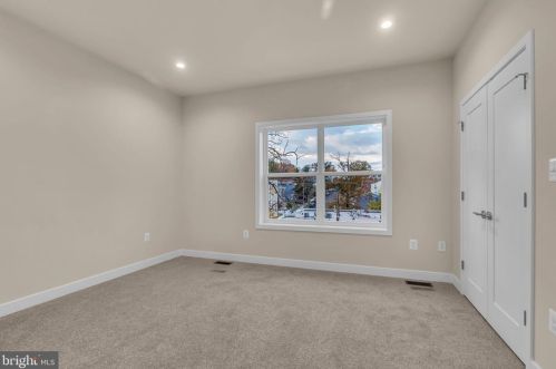 5821 Field Pl, Washington DC exterior