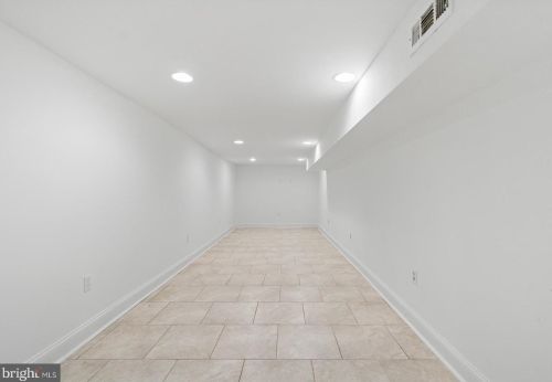 1765 29 St, Philadelphia PA 19145-2402 exterior