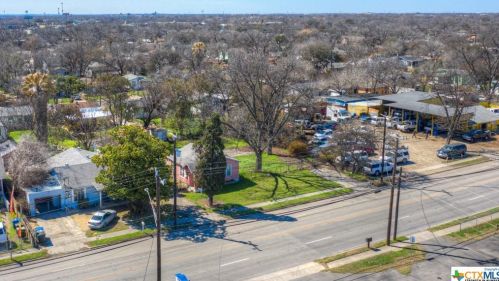 714 Division Ave, San Antonio TX 78225-2500 exterior