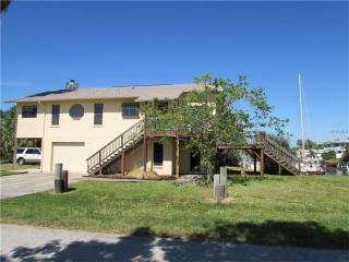 13222 Starfish Dr, Port Richey FL  34667-1624 exterior