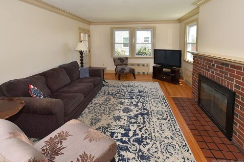 12 Reed St, Vernon CT 06066-3728 exterior