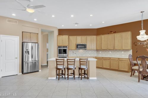 2441 Thompson Way, Chandler AZ 85286-8436 exterior