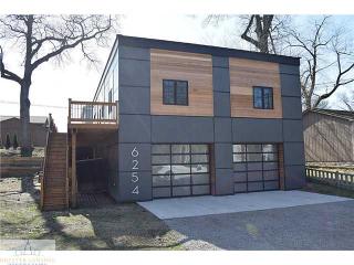6254 Lake Dr, Haslett, MI