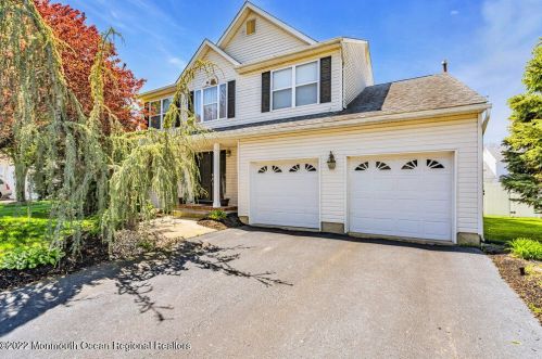 15 Emily Dr, Old Bridge NJ 08857-3809 exterior