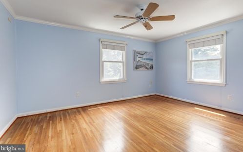 2998 Glenora Ln, Rockville MD 20850-3055 exterior