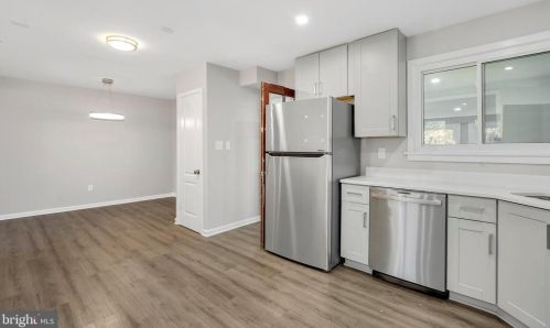 1805 Crawford Dr, Rockville MD 20851-1711 exterior