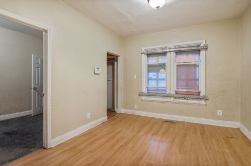 12435 Parnell Ave, Chicago, IL 60628-7121