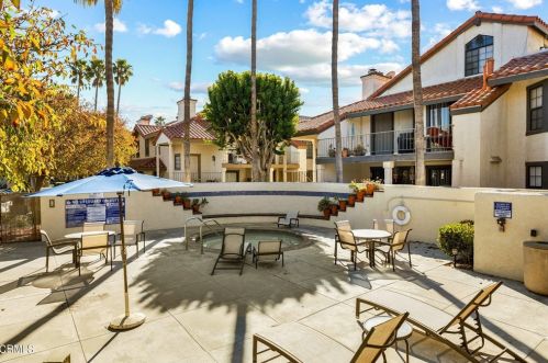 4687 San Sebastian Dr, Oxnard CA  93035-3644 exterior