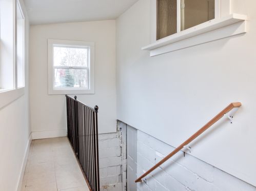 306 Sherman St, Allegan MI  49010-1066 exterior