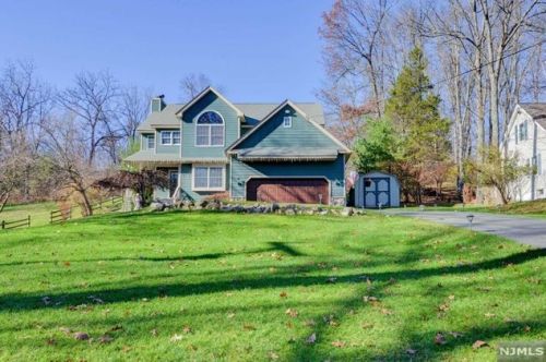 938 Homestead Dr, Fredon NJ  07860-4612 exterior