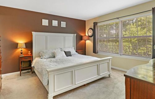 217 Mistwood Ln, Bull Valley IL 60014-4589 exterior