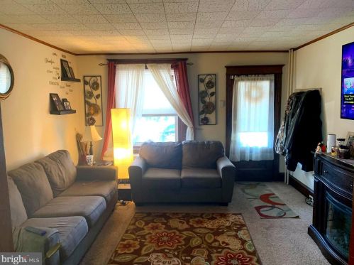 1017 South St, Pottstown PA  19464-5863 exterior