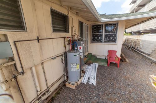 910 Piikoi St, Honolulu HI exterior