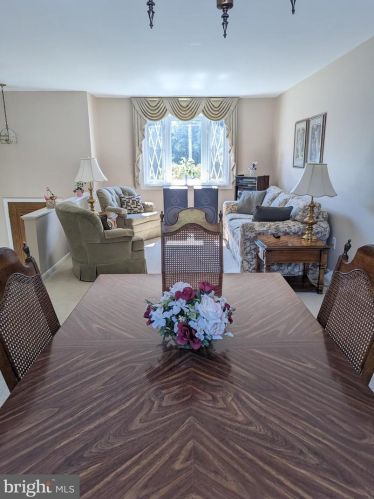 1540 Furnace Ave, Glen Burnie MD 21060-7001 exterior