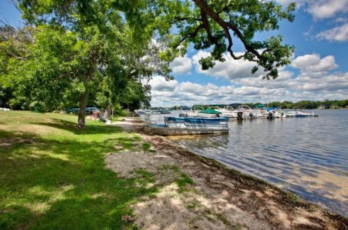 494 Warwick Ln, Bull Valley IL 60014-5426 exterior