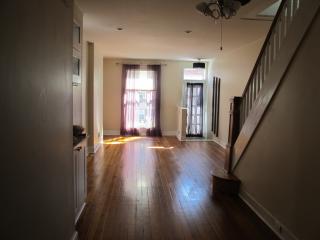 516 Robinson St, Baltimore MD  21205-2842 exterior