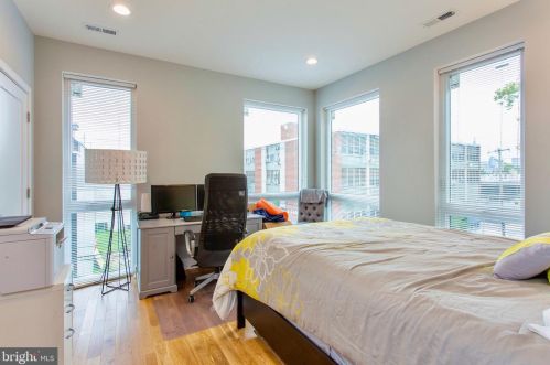 1500 26 St, Philadelphia PA 19121-4602 exterior