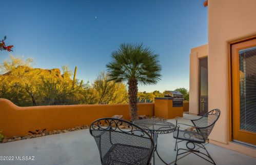 2240 Lone Star Pl, Tucson AZ  85713-6732 exterior