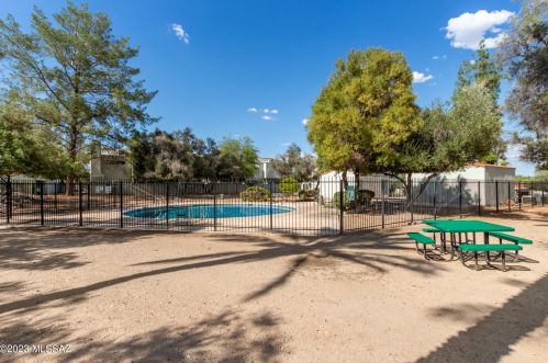 2769 Anklam Rd, Tucson AZ  85745-3721 exterior