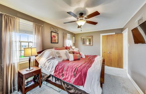 3320 Newcastle Ave, Chicago IL 60634-2355 exterior