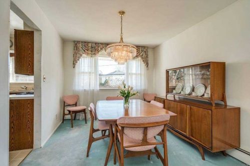 16 Dunford St, Huntington Station NY 11747-1312 exterior