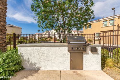 17237 9th Pl, Phoenix AZ 85022-7857 exterior