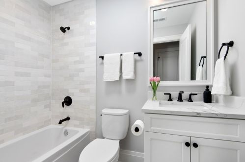 1660 Orchard St, Chicago IL 60614-5114 exterior