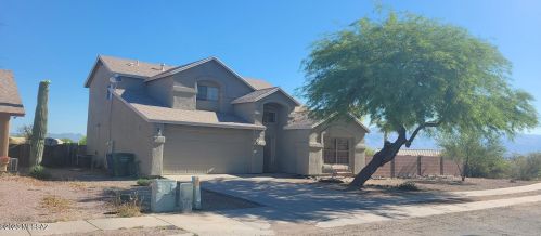 2630 Calle Cuero De Vaca, Tucson AZ  85745-3566 exterior