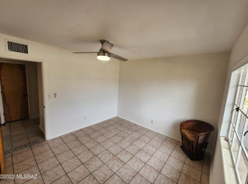 4814 Helen St, Tucson AZ 85719-4423 exterior