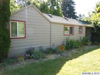2852 High St, Salem, OR 97302-4538