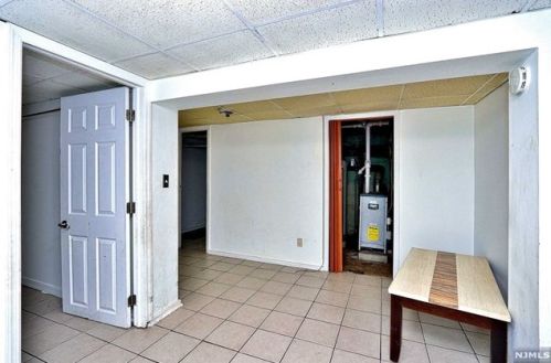 206 Brookside Ave, Irvington NJ 07111-3302 exterior