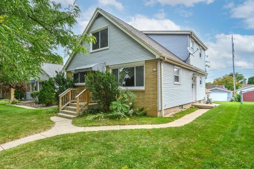 534 68th St, Milwaukee, WI 53213-3955