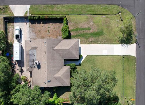 1718 Ocean Cove Ave, Fort Pierce FL  34953-2450 exterior