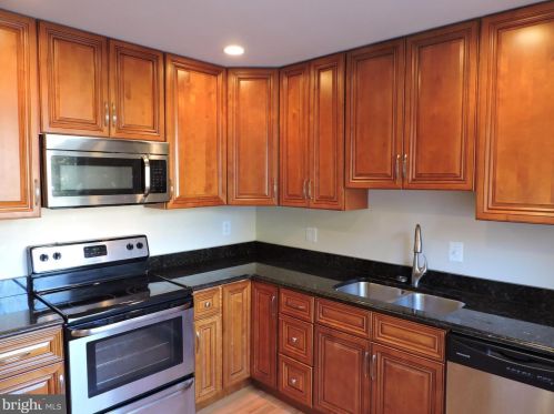 9217 Three Oaks Dr, Silver Spring MD  20901-3372 exterior