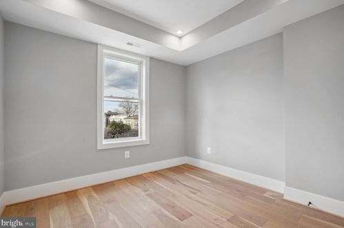 3912 New Hampshire Ave, Washington DC  20011-7917 exterior