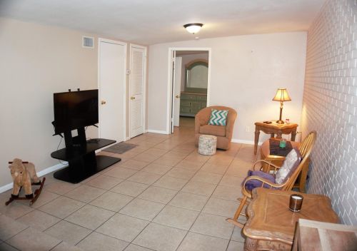 2908 Howell St, Tampa FL  33610-1130 exterior