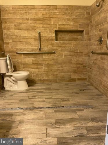 3305 Dubois Pl, Washington, DC 20019-2479