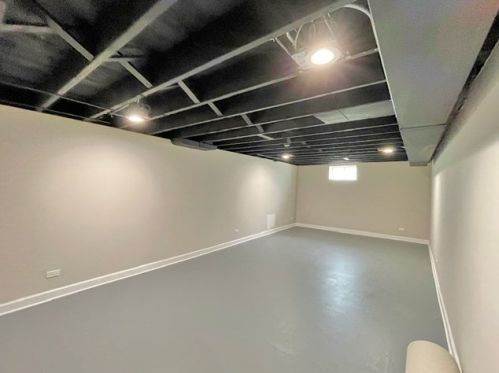 794 Lombard St, Elmhurst IL  60126-1762 exterior