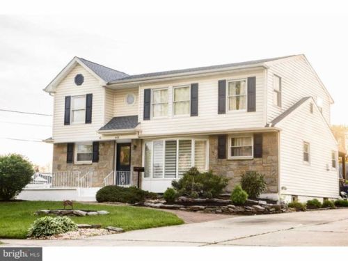 405 Ivystone Ln, Riverton, NJ 08077-4219