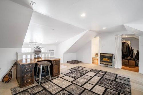 31 Sceneridge Ave, Pittsburgh PA 15227-2724 exterior