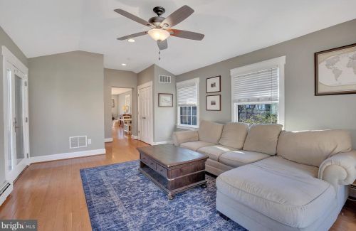 104 Morgan Ave, Riverton NJ 08077-1106 exterior