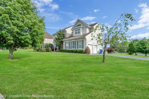 22 Lancaster Way, Jackson Twp, NJ 08527-1256