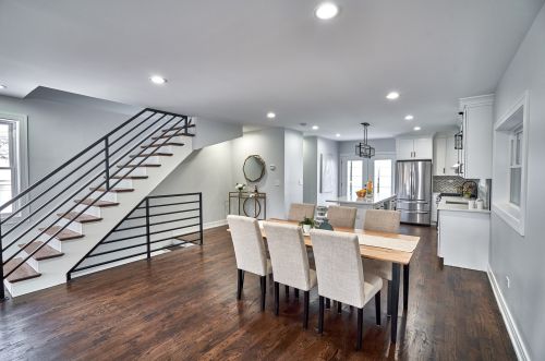 4452 Leland Ave, Chicago IL  60630-4043 exterior