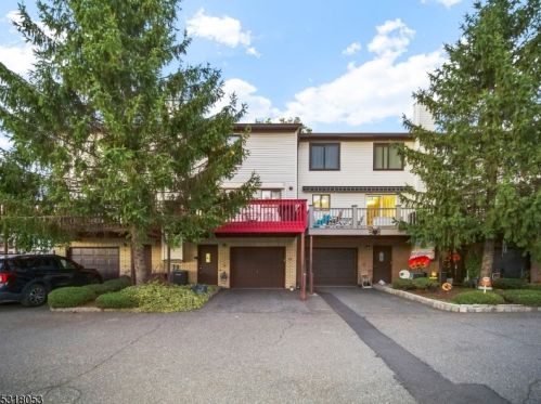 404 Chestnut St, Newark NJ  07105-2467 exterior