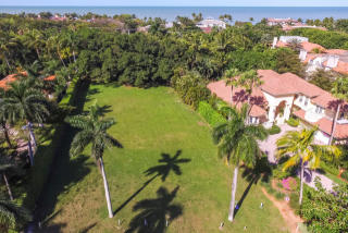 3220 Green Dolphin Ln, Naples, FL 34102-7918