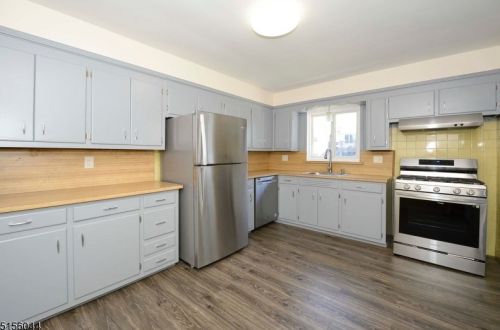 128 Kingston Ave, Paterson NJ  07506-1248 exterior