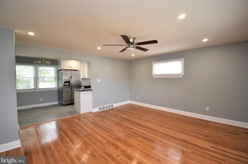 4110 Frosthoffer Ave, Camden NJ  08109-1523 exterior