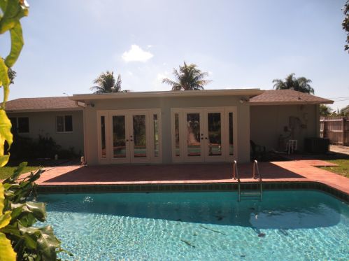 1059 24 Ave, Boynton Beach FL 33426-7451 exterior