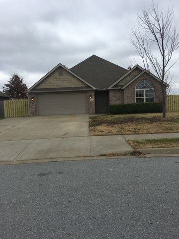 525 Westfield St, Springdale AR  72762-6263 exterior