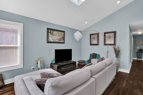 9152 Un Ave, Chicago IL 60609-5235 exterior